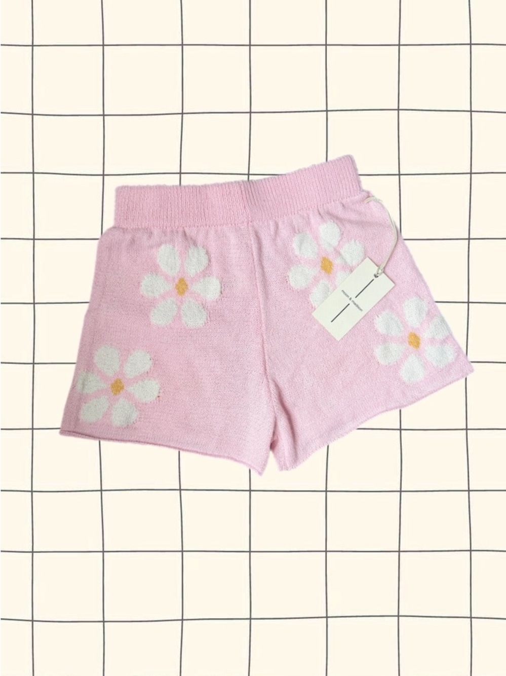 Moon & Madison - Pink Daisy Knit Shorts